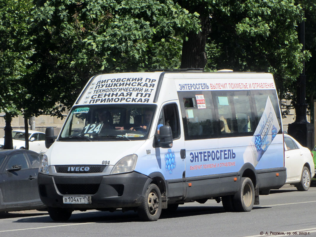 Sankt Petersburg, Nizhegorodets-2227UT (IVECO Daily) Nr 004