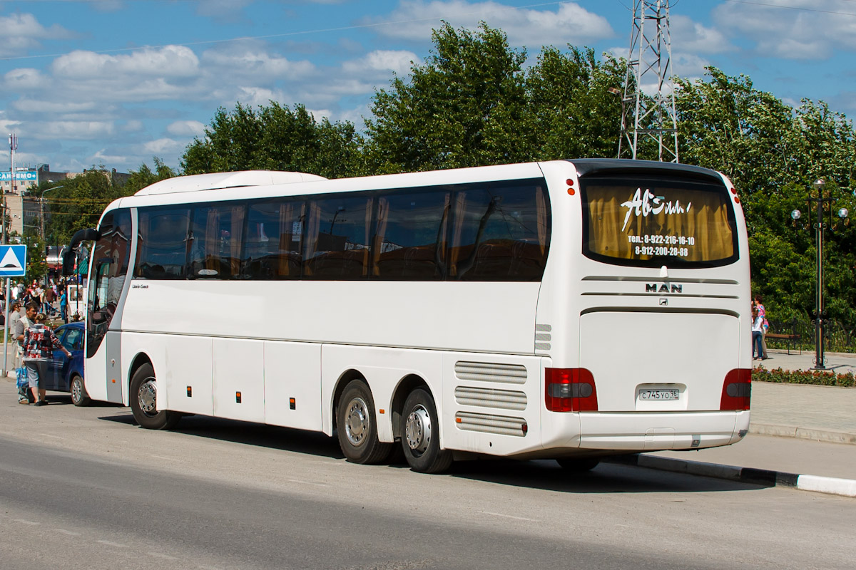 Свердловская область, MAN R08 Lion's Coach L RHC444 L № С 745 УО 96