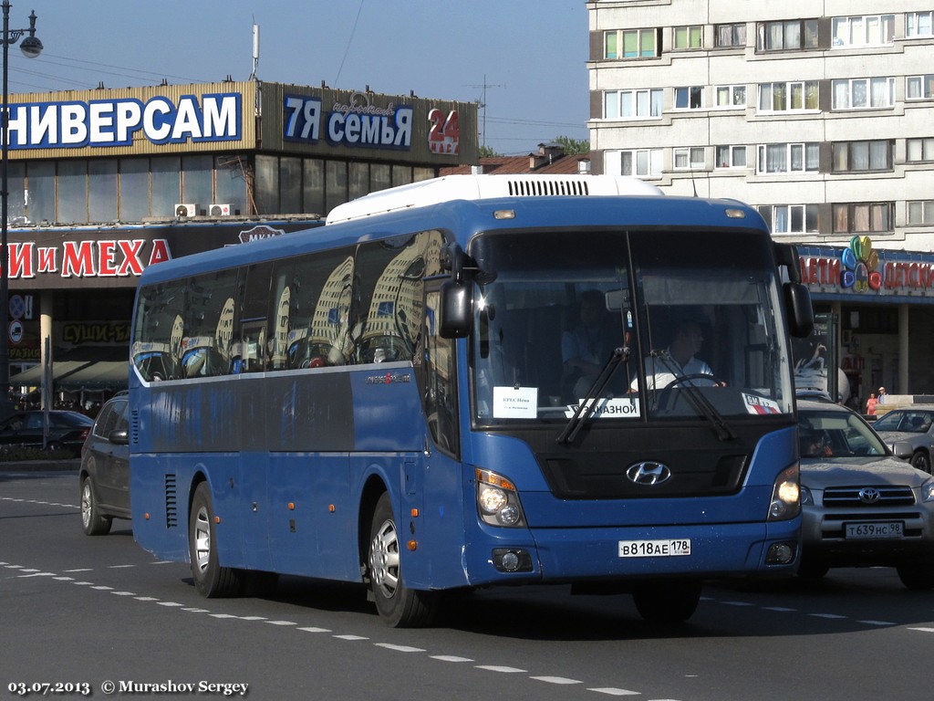 Санкт-Петербург, Hyundai Universe Space Luxury № В 818 АЕ 178