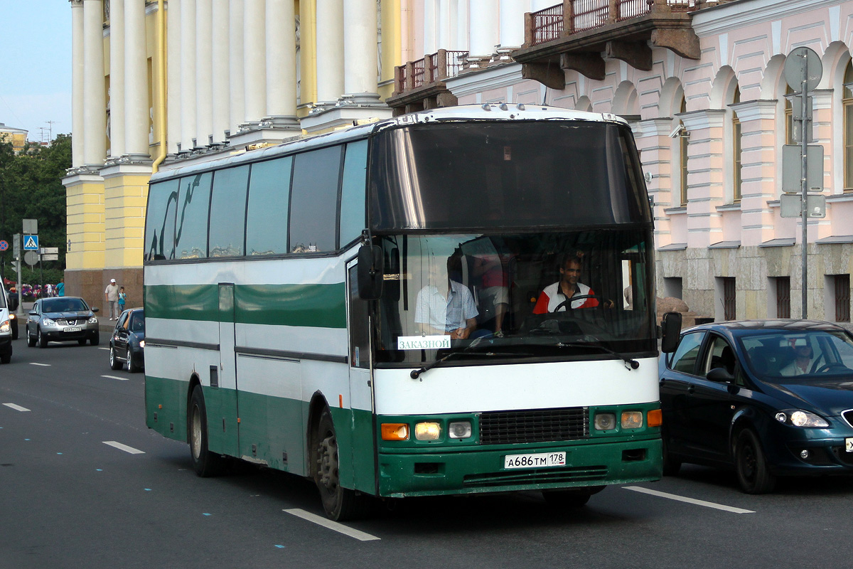 Saint Petersburg, Berkhof Excellence 2000H # А 686 ТМ 178