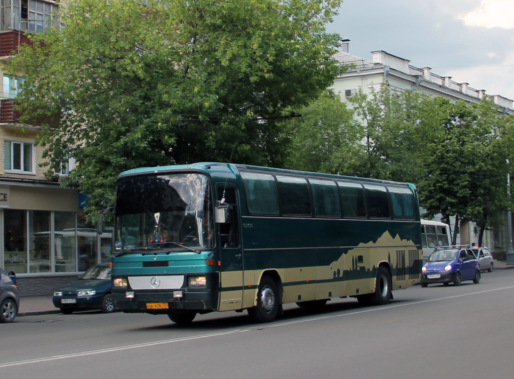 Автобус Mercedes Benz o303