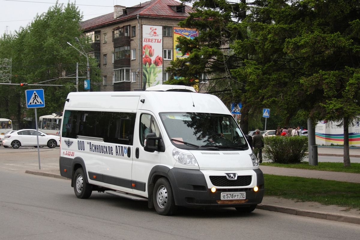 Томская область, Нижегородец-2227SK (Peugeot Boxer) № Е 578 РТ 70