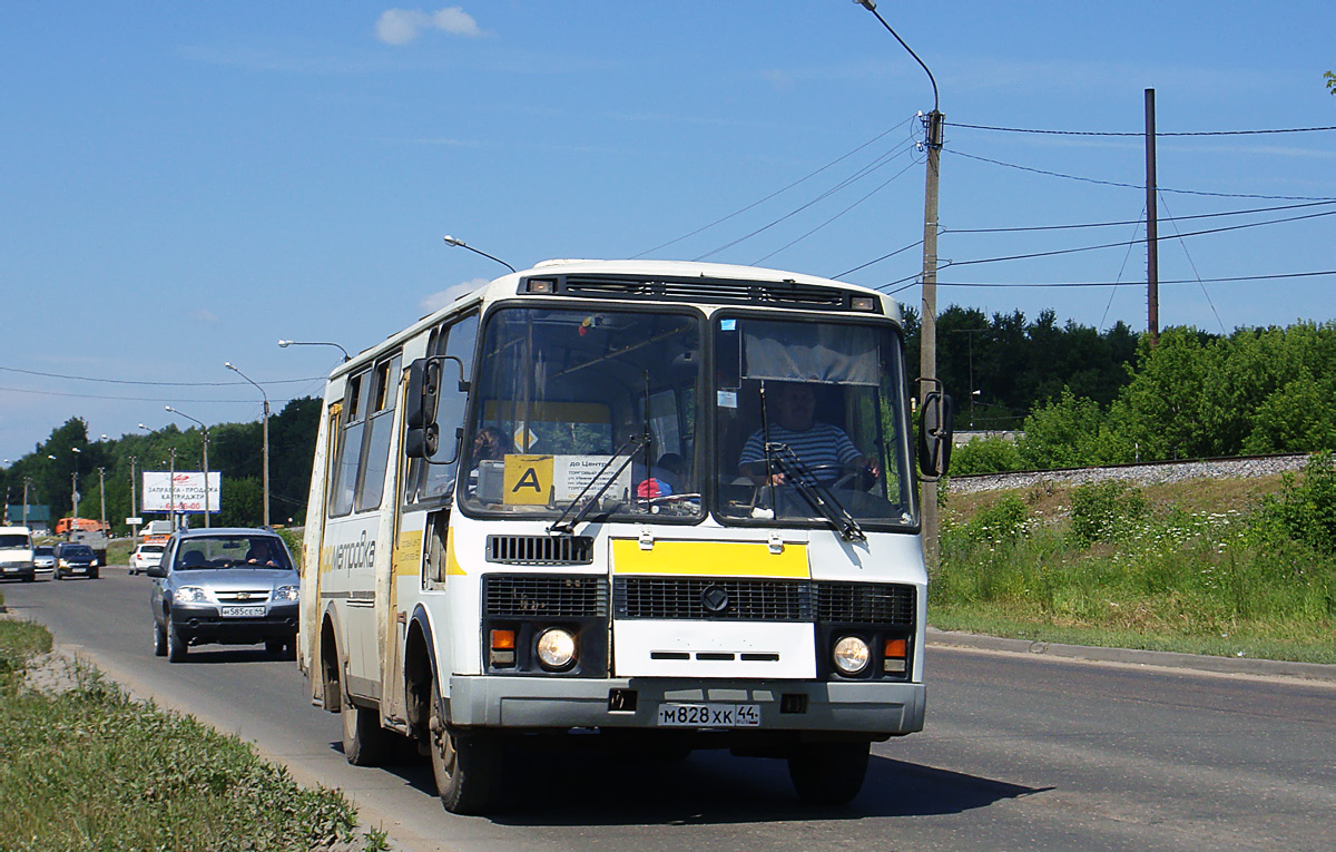 Kostroma region, PAZ-32054 Nr. 16