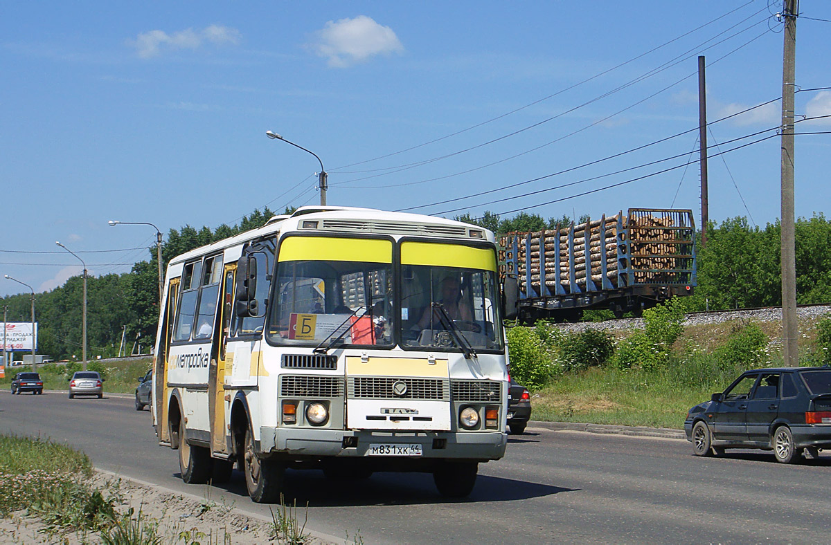 Kostroma region, PAZ-32054 Nr. 18