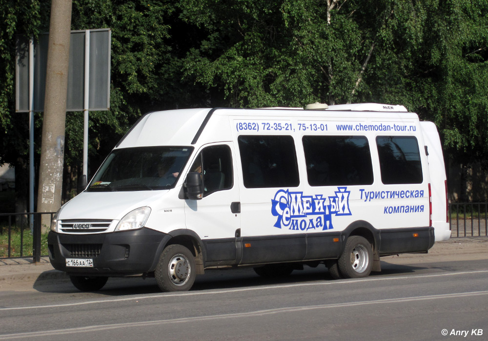 Марий Эл, София (IVECO Daily 50C15V) № С 166 АА 12