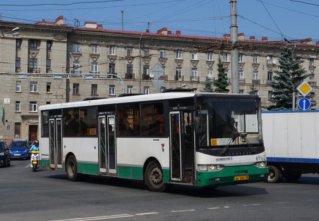 Санкт-Петербург, Волжанин-5270-10-05 № 6962