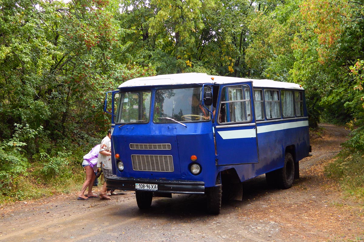 Автобус кубанец фото