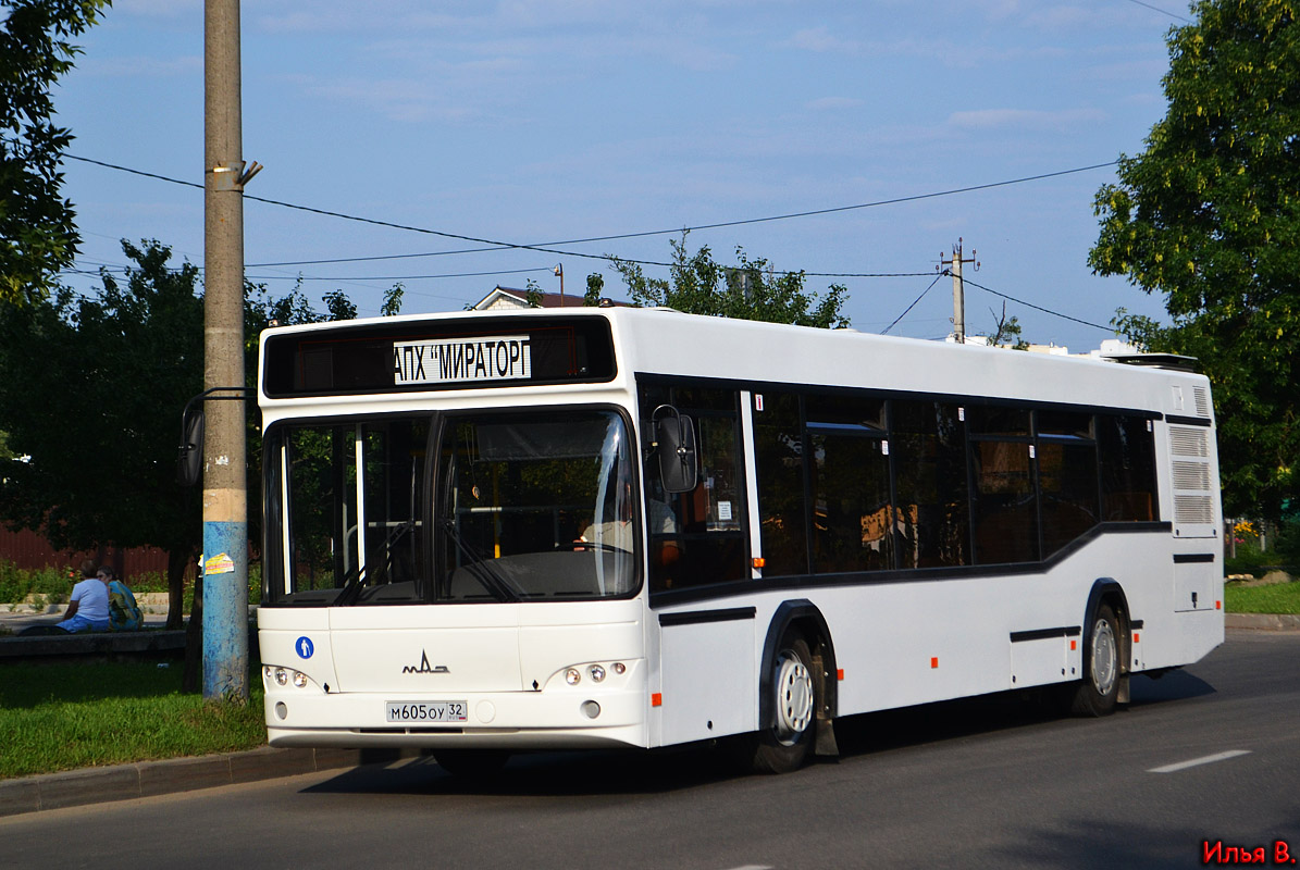 Bryansk region, MAZ-103.585 # М 605 ОУ 32
