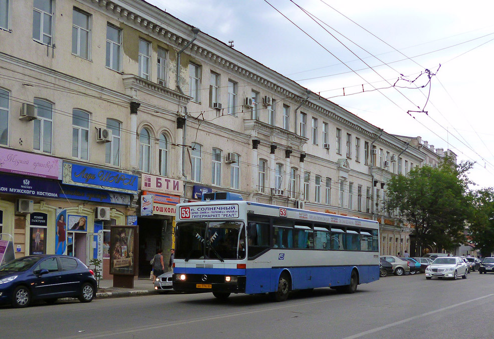 Saratov region, Mercedes-Benz O405 # АН 774 64