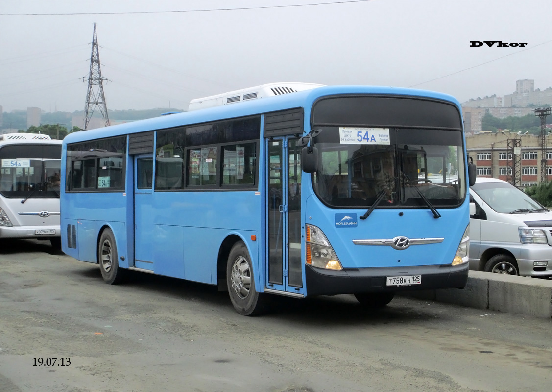 Приморский край, Hyundai New Super AeroCity 1F/L № Т 758 КН 125