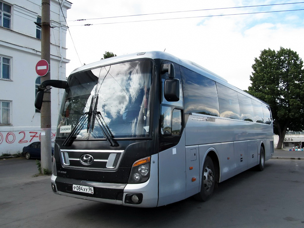 Свердловская область, Hyundai Universe Space Luxury № 70