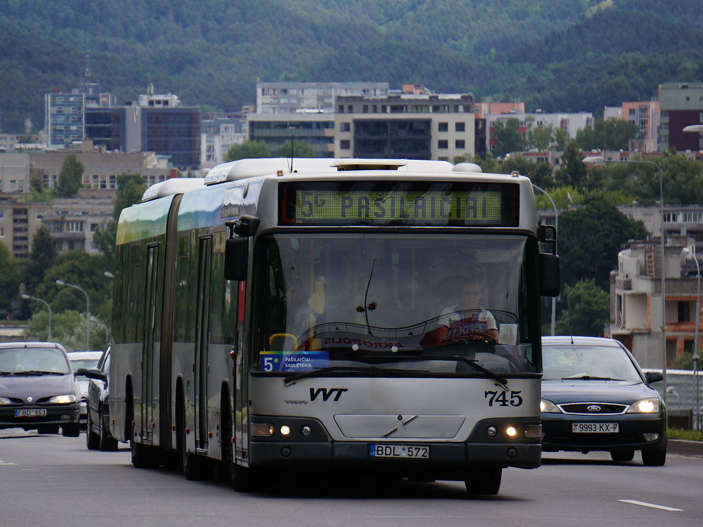 Літва, Volvo 7700A № 745