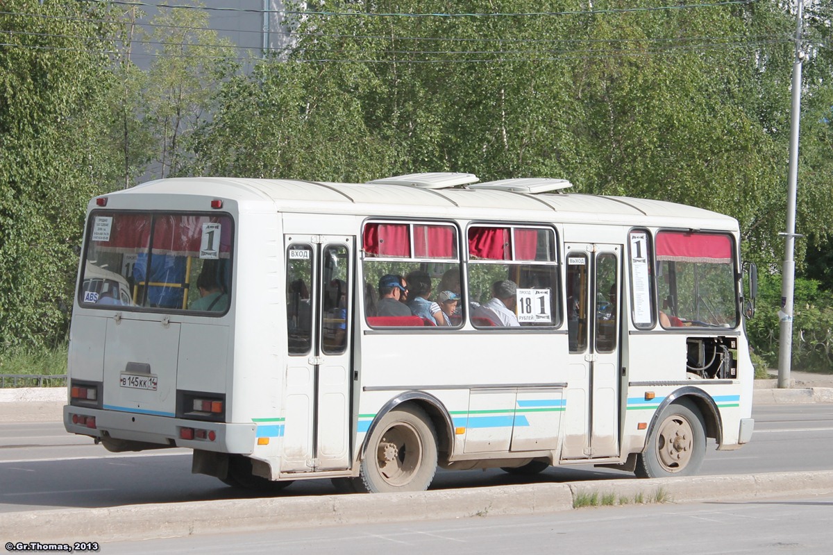 Sacha (Jakucja), PAZ-32054 Nr В 145 КК 14