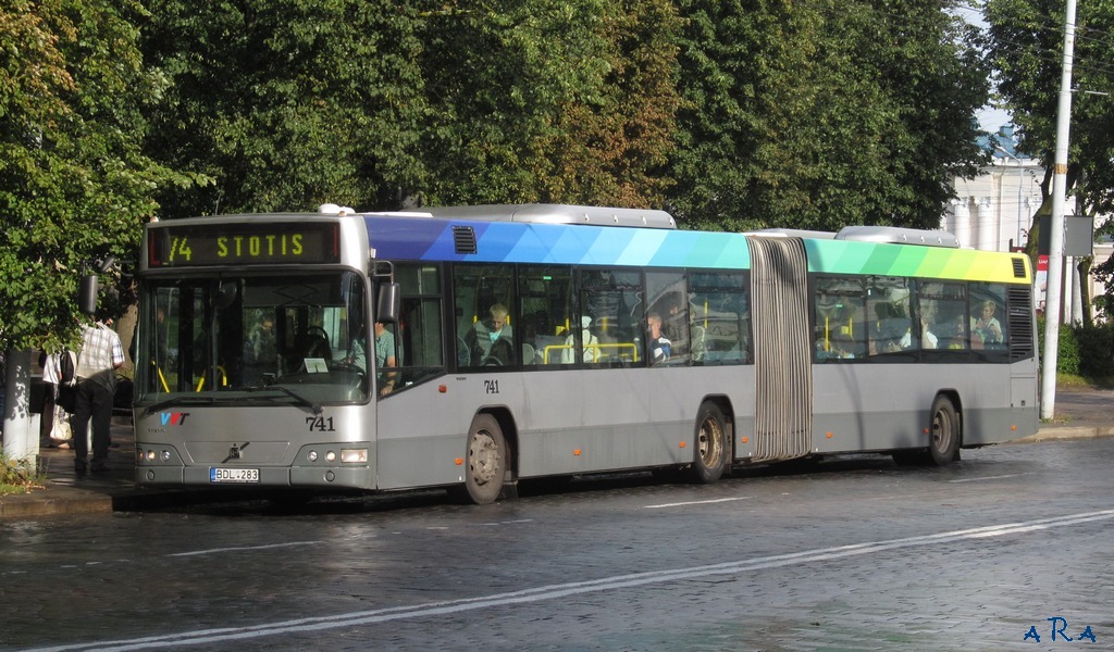 Литва, Volvo 7700A № 741