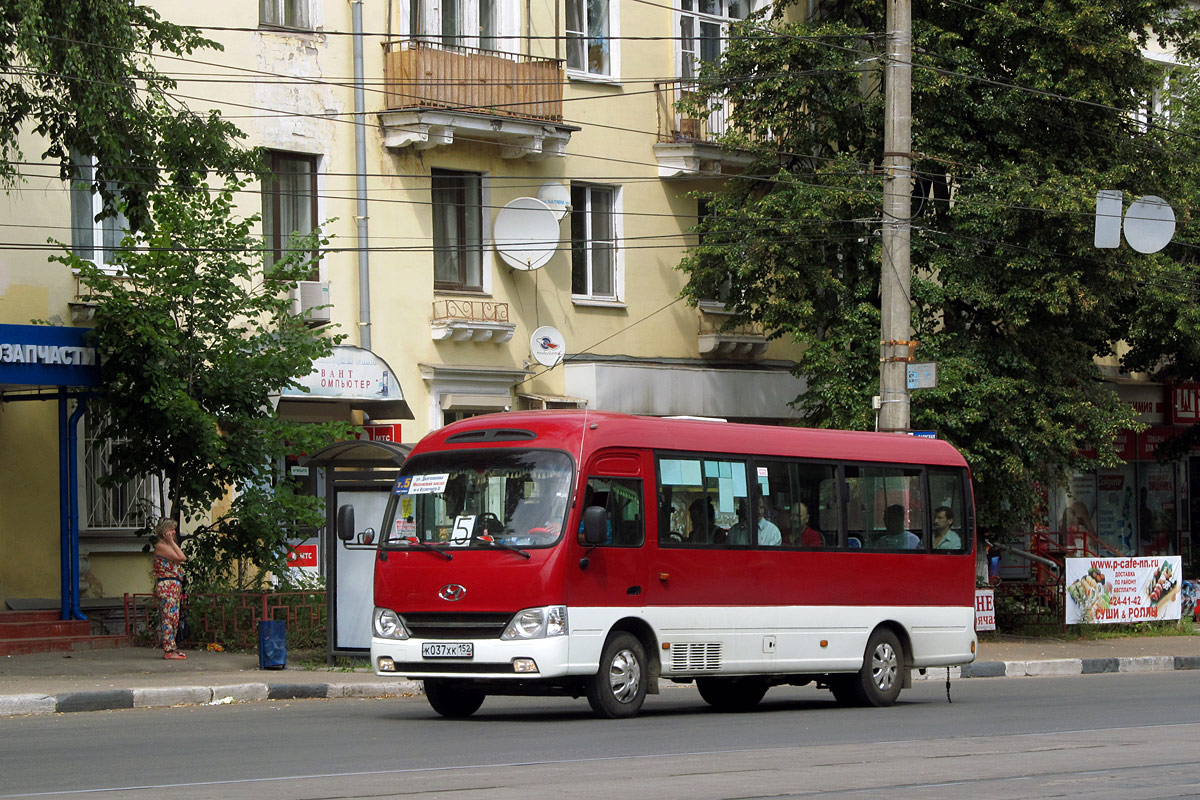 Nizhegorodskaya region, Hyundai County Kuzbass č. К 037 ХК 152