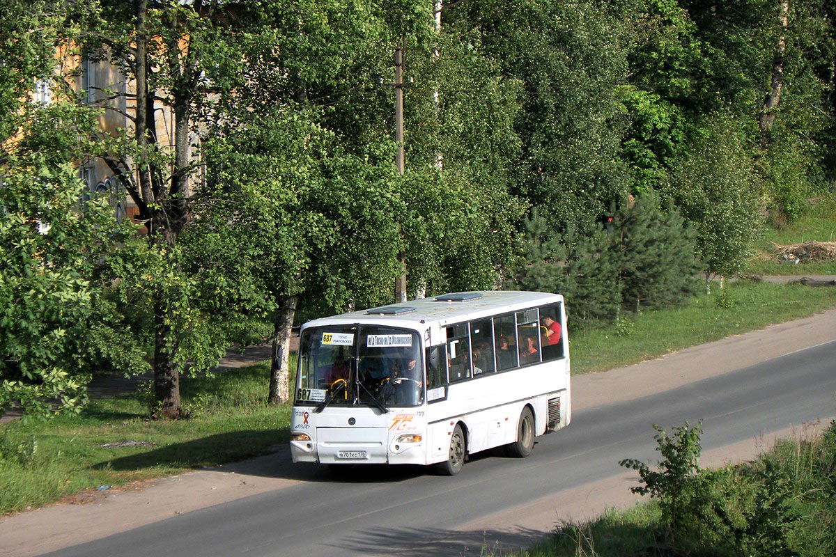 Ленинградская область, КАвЗ-4235-03 № 2339