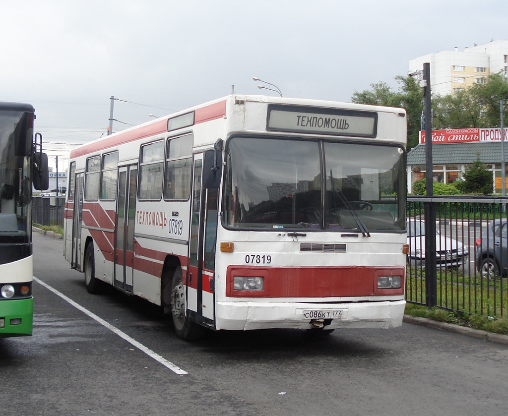 Москва, Mercedes-Benz O325 № 07819