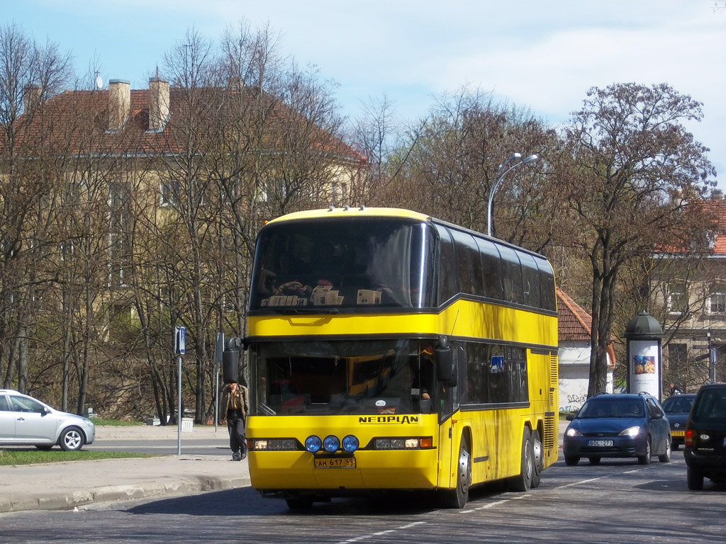 Тверская область, Neoplan N122/3 Skyliner № АН 617 69