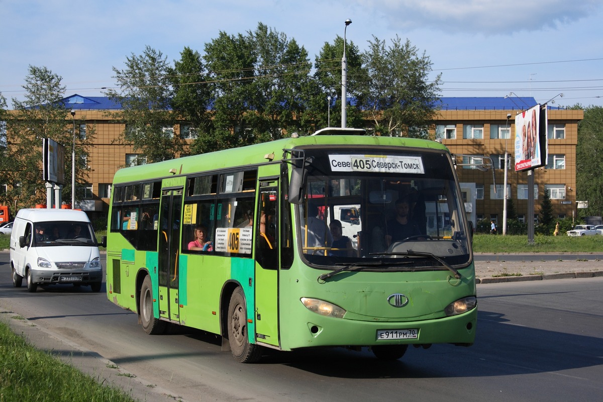 Tomsk region, Mudan MD6106KDC # Е 911 РМ 70