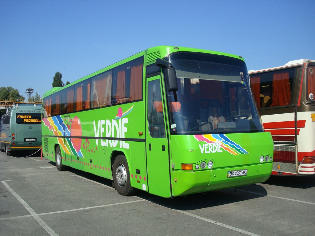 Тернопольская область, Neoplan N316SHD Transliner Neobody № BO 9050 AK