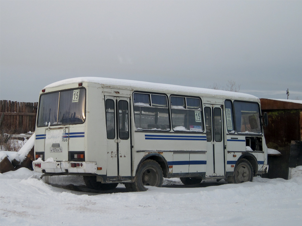 Саха (Якутия), ПАЗ-3205-110 № Н 127 ЕХ 14