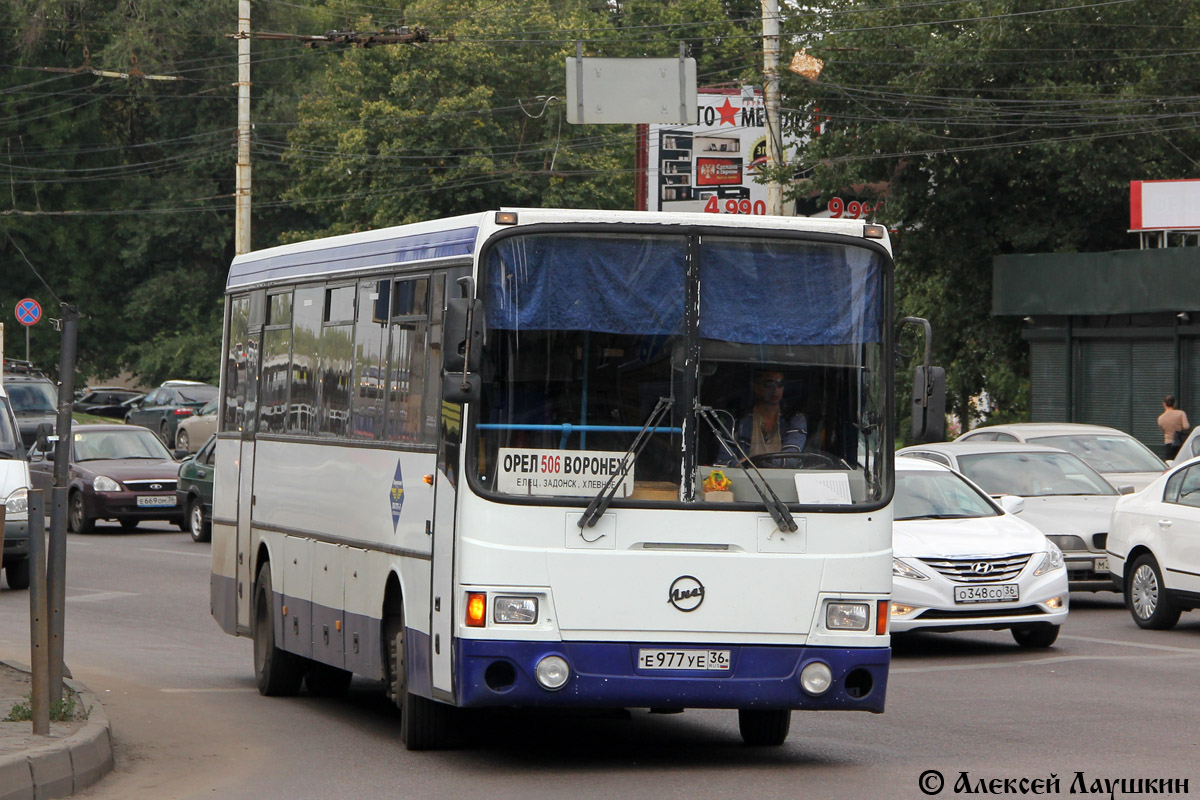 Воронежская область, ЛиАЗ-5256.33-01 (ГолАЗ) № Е 977 УЕ 36