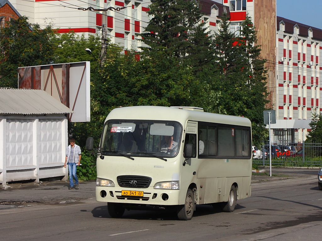 Алтайский край, Hyundai County SWB (РЗГА) № АО 341 22