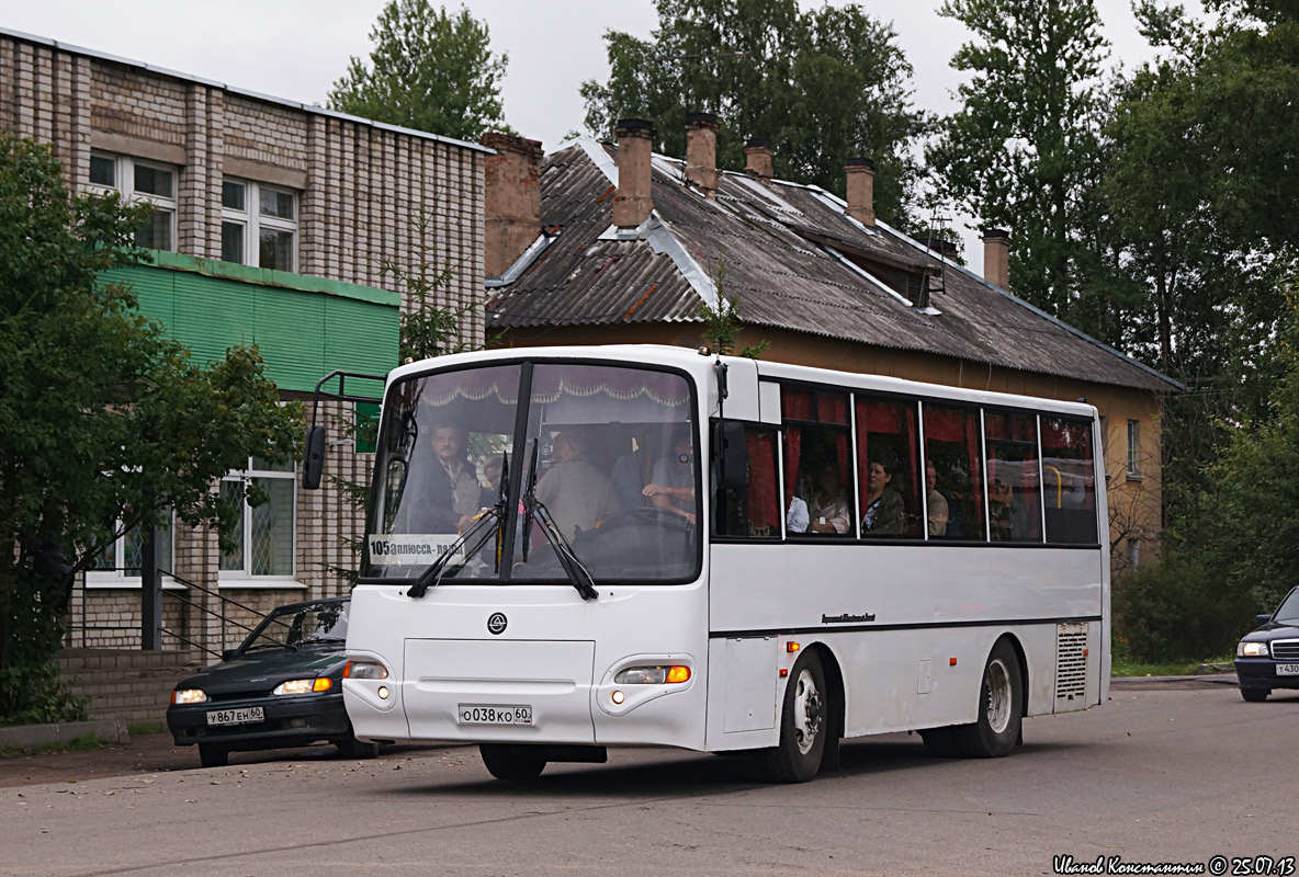 Псковская область, КАвЗ-4235-21 (2-2) № О 038 КО 60