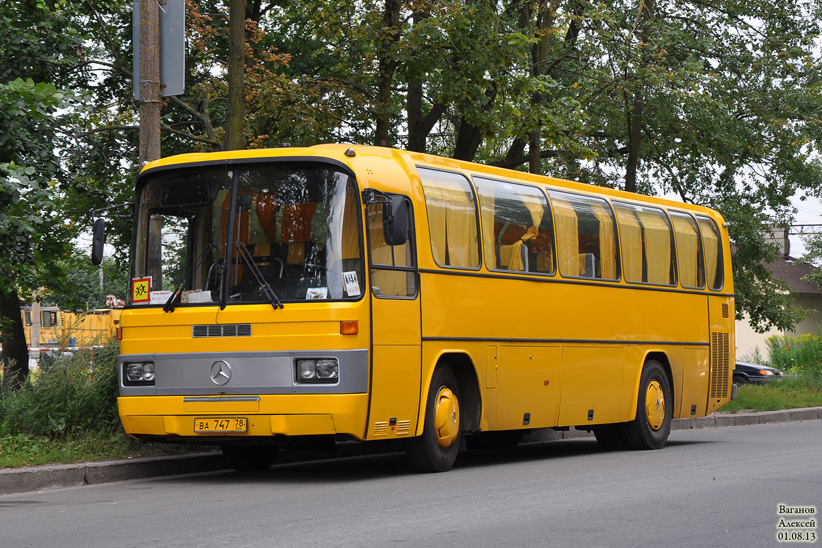 Saint Petersburg, Mercedes-Benz O303-11ÜHE # ВА 747 78