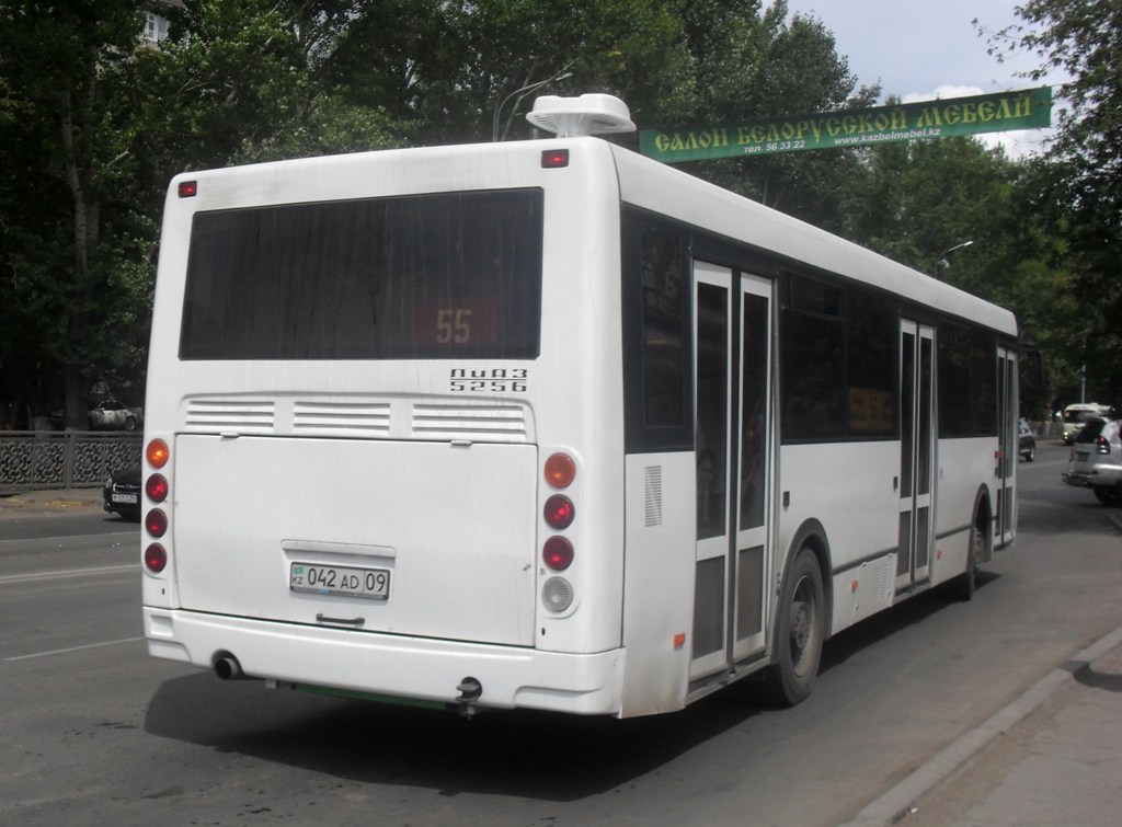 Obwód karagandyjski, LiAZ-5256.53 Nr 042 AD 09