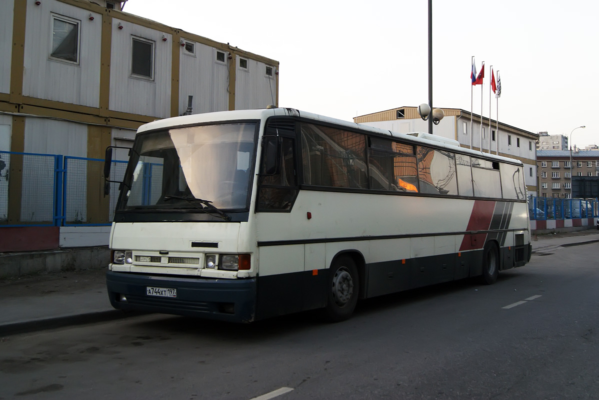 Москва, Ikarus 253.52 № А 744 ХТ 197