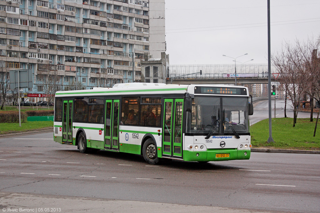 Москва, ЛиАЗ-5292.22 (2-2-2) № 19542