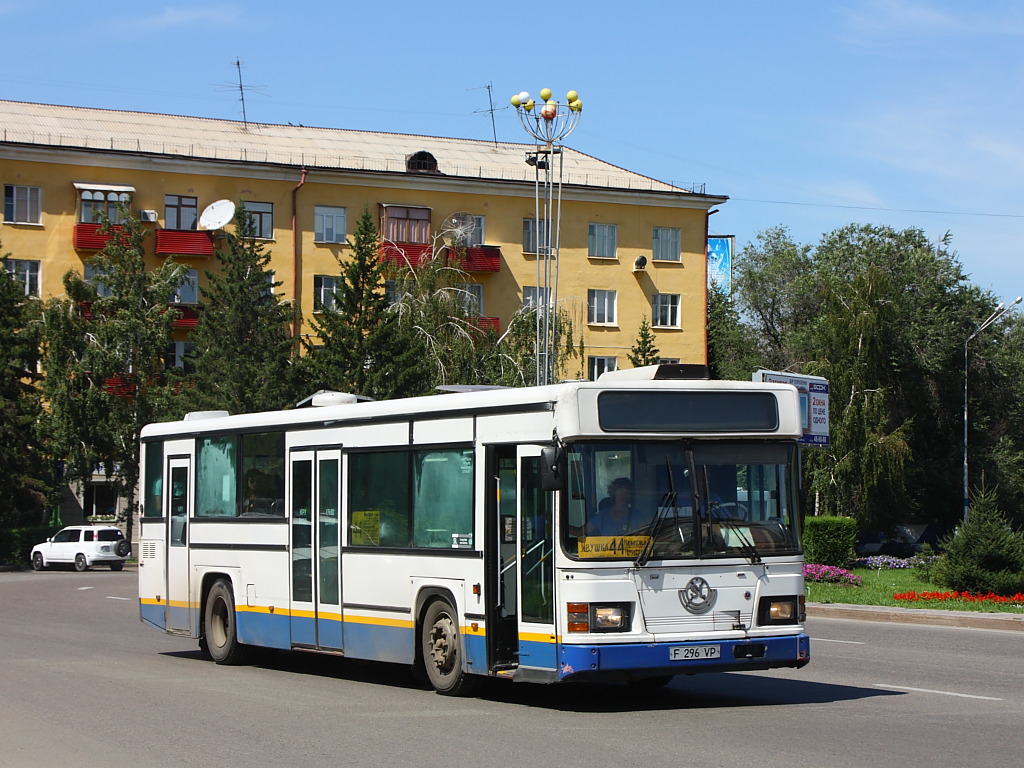 Восточно-Казахстанская область, Scania CN113CLL MaxCi № F 296 VP