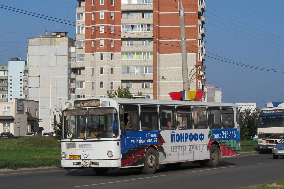 Пензенская область, Mercedes-Benz O305 № АТ 445 58