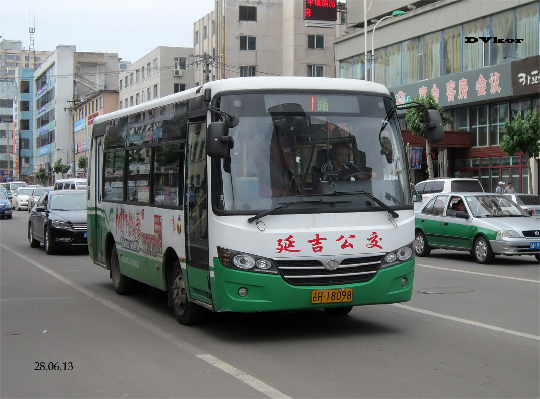 Китай, YouYi ZGT6718 № 吉H 18098