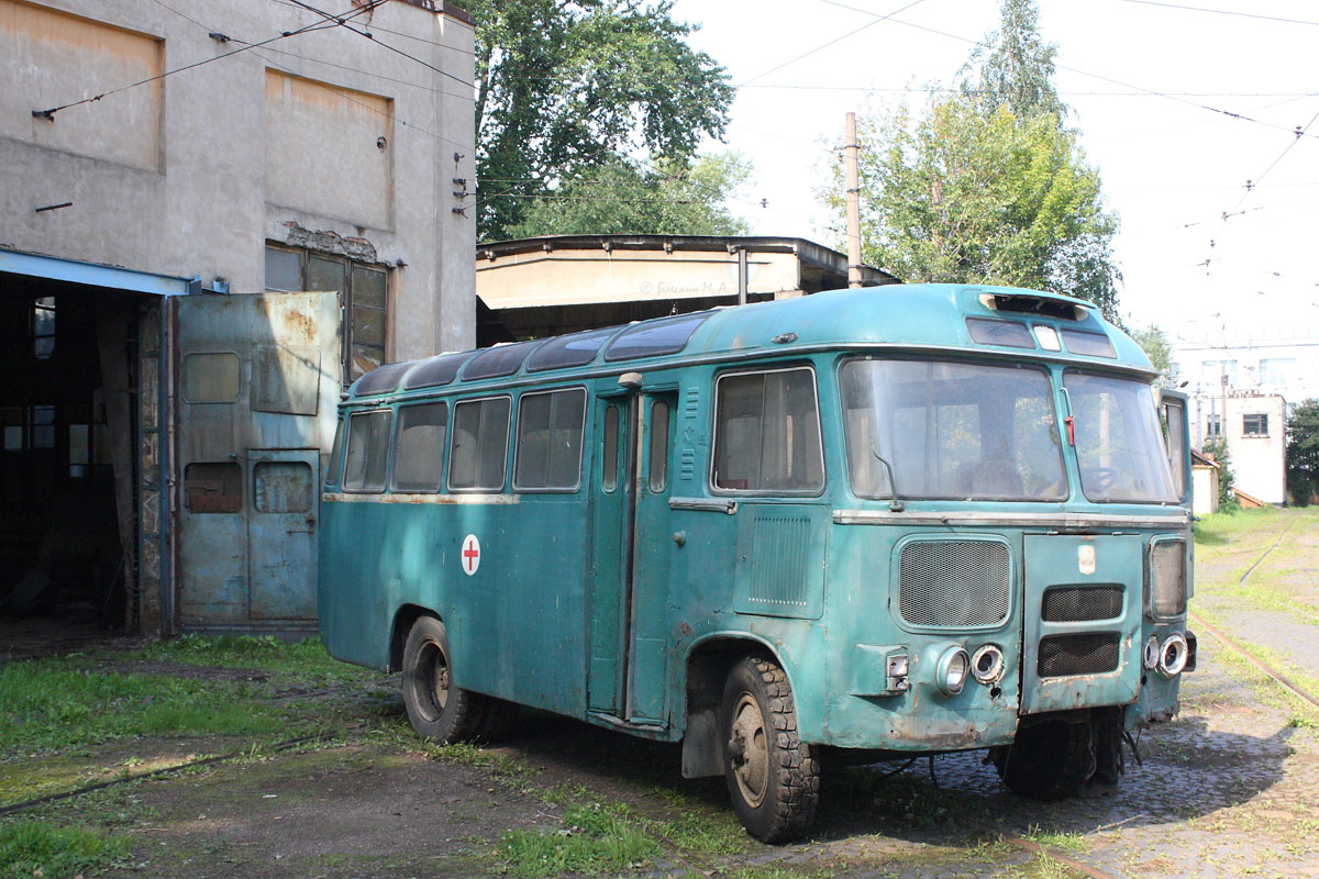 Petrohrad, PAZ-672M č. В 492 ВВ 78