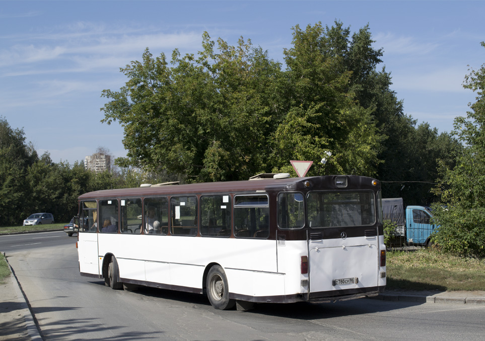 Свердловская область, Mercedes-Benz O305 № Т 780 СУ 96