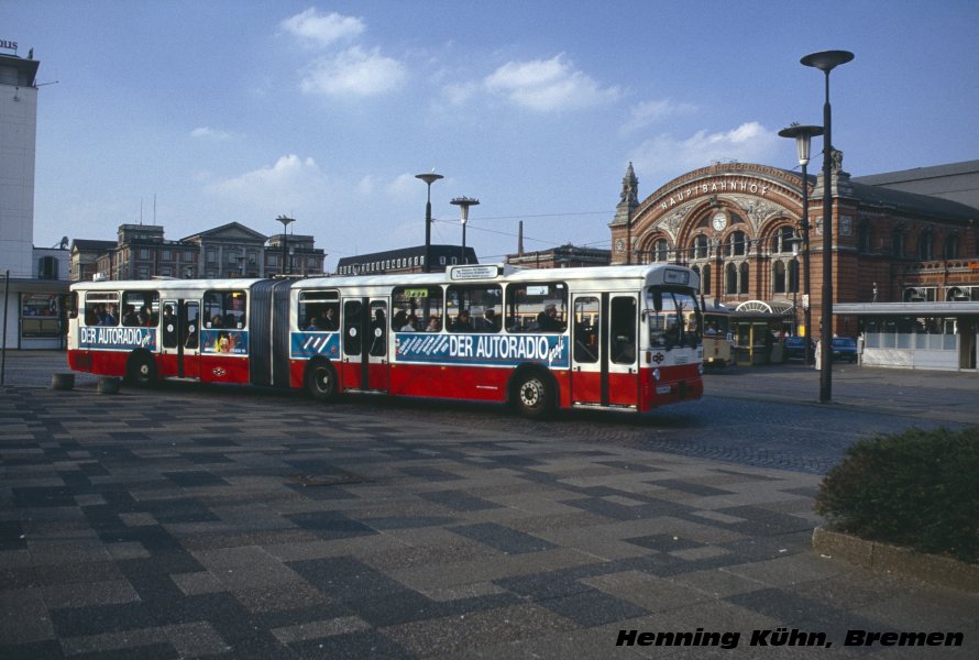 Бремен, Mercedes-Benz O305G № 220