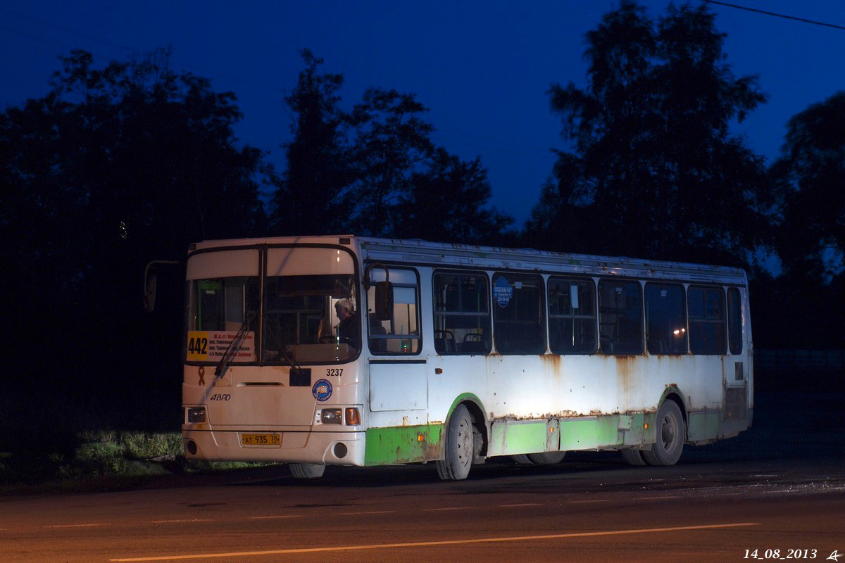 Санкт-Петербург, ЛиАЗ-5256.25 № 3237