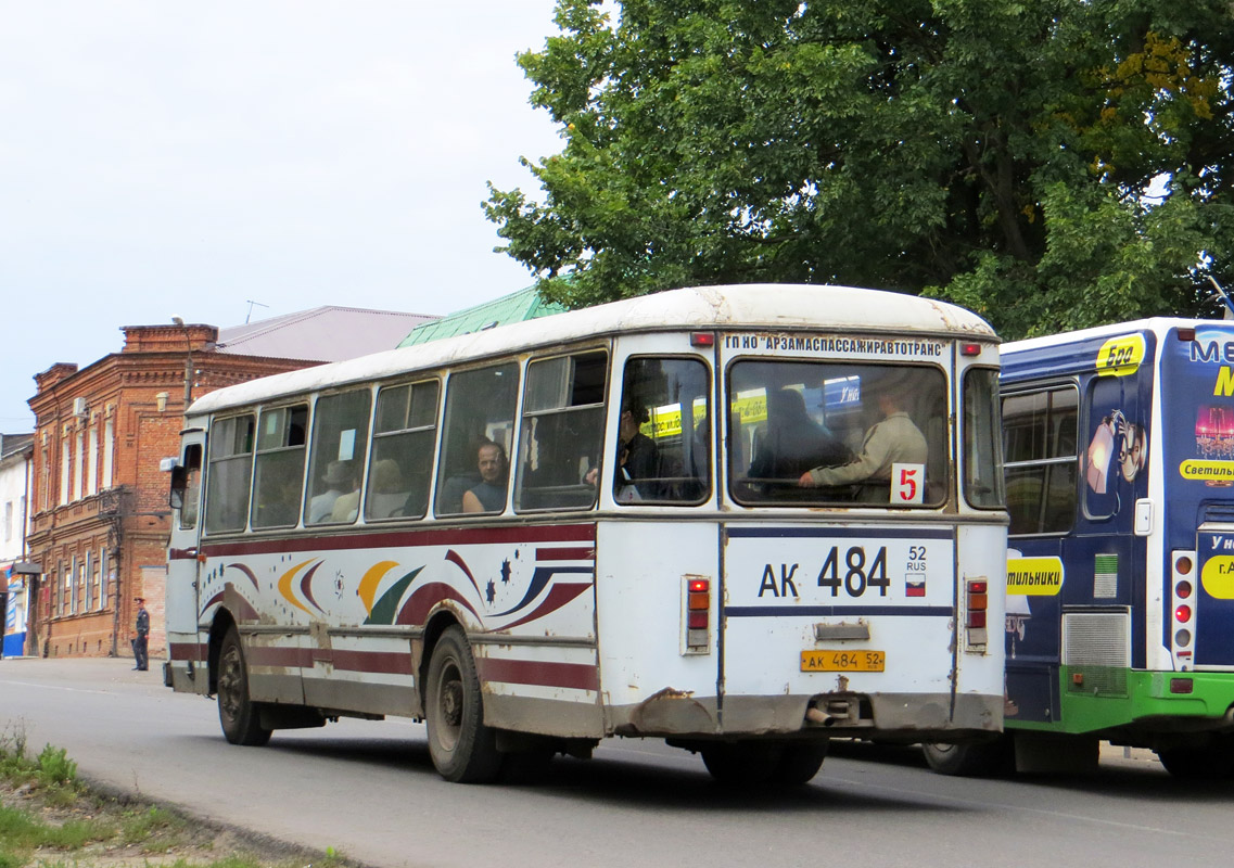 Нижегородская область, ЛиАЗ-677М № АК 484 52