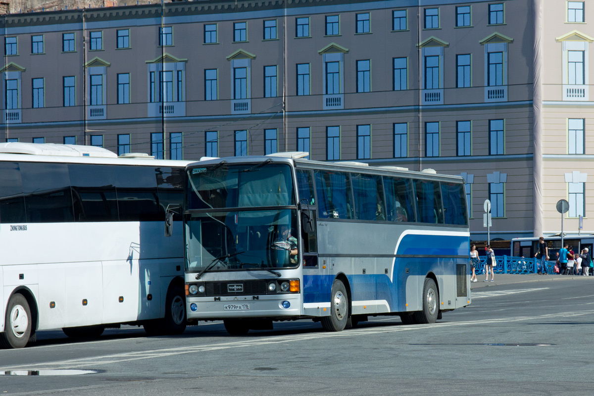 Санкт-Петербург, Van Hool T815 Acron № К 979 РА 178