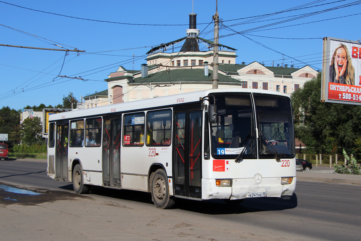 Вологодская область, Mercedes-Benz O345 № 220