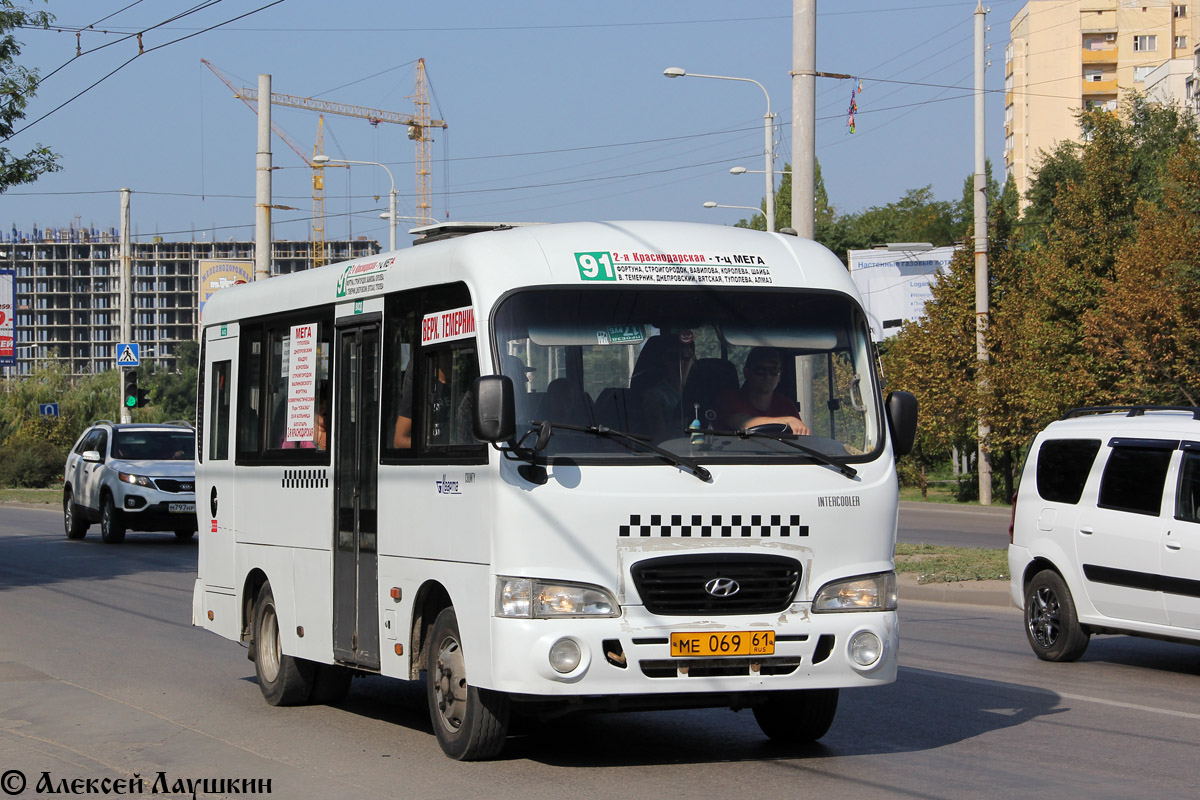 Ростовская область, Hyundai County SWB C08 (ТагАЗ) № МЕ 069 61