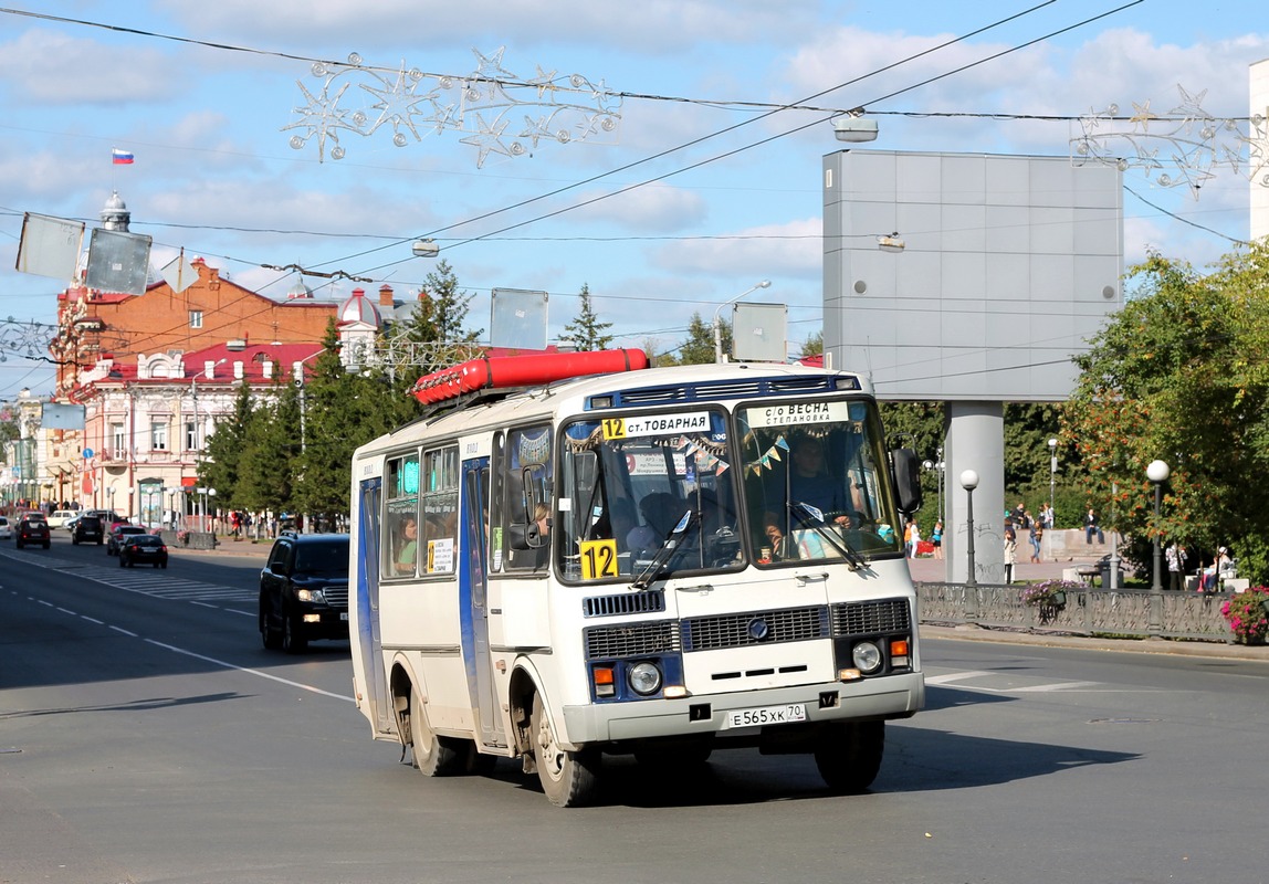 Томская область, ПАЗ-32051-110 № Е 565 ХК 70