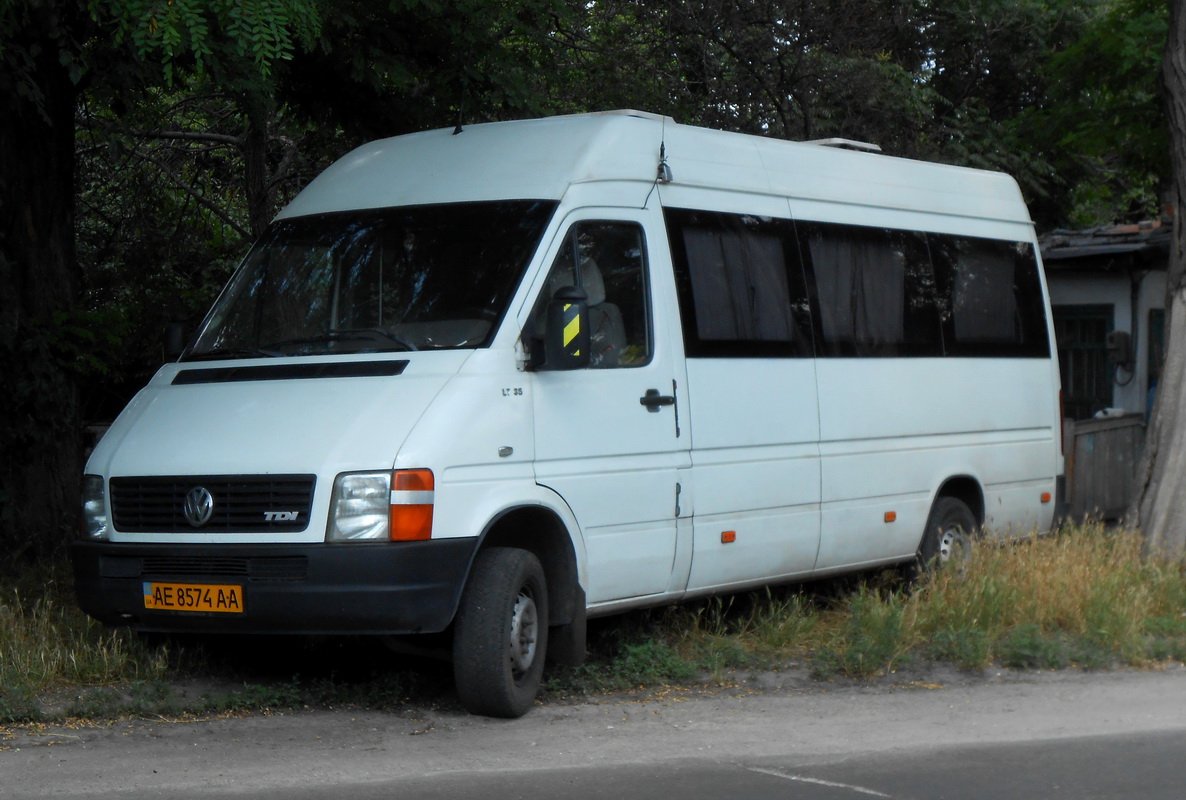 Днепропетровская область, Volkswagen LT35 № AE 8574 AA