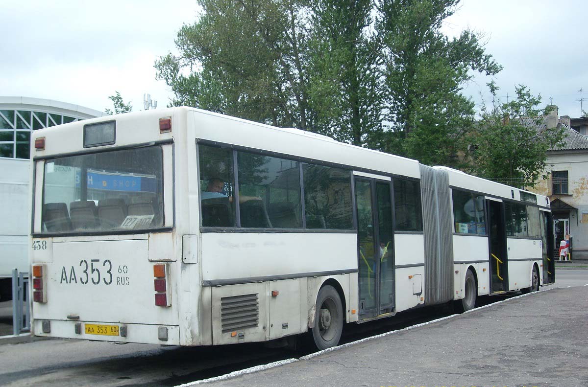 Pskov region, Mercedes-Benz O405G # 438