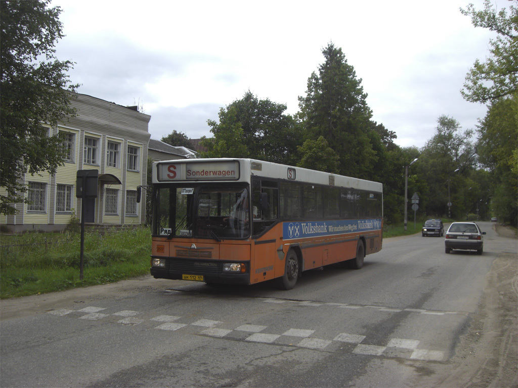 Тверская область, Neoplan N416SL II № АМ 112 69