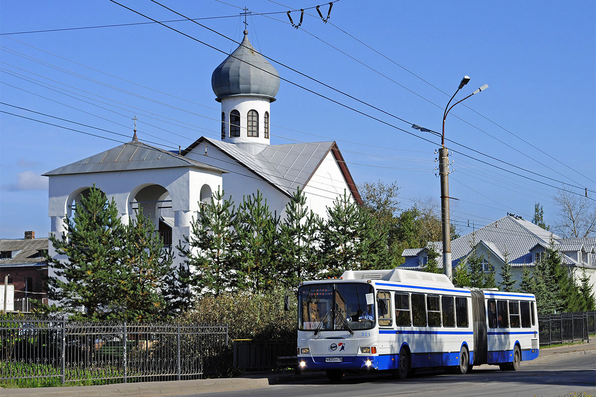 Новгородская область, ЛиАЗ-6212.70 № 321