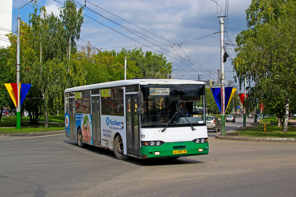 Пензенская область, Волжанин-5270-10-04 № 1081