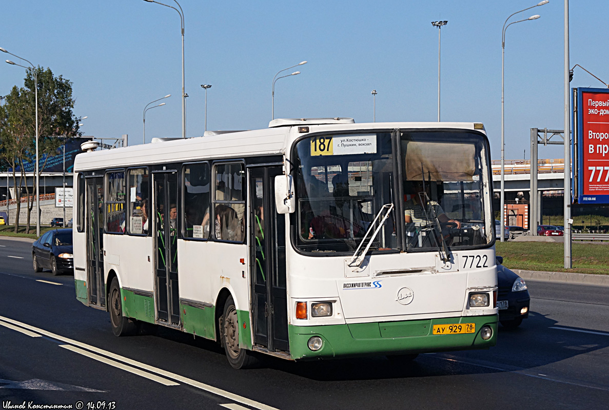 Санкт-Пецярбург, ЛиАЗ-5256.25 № 7722